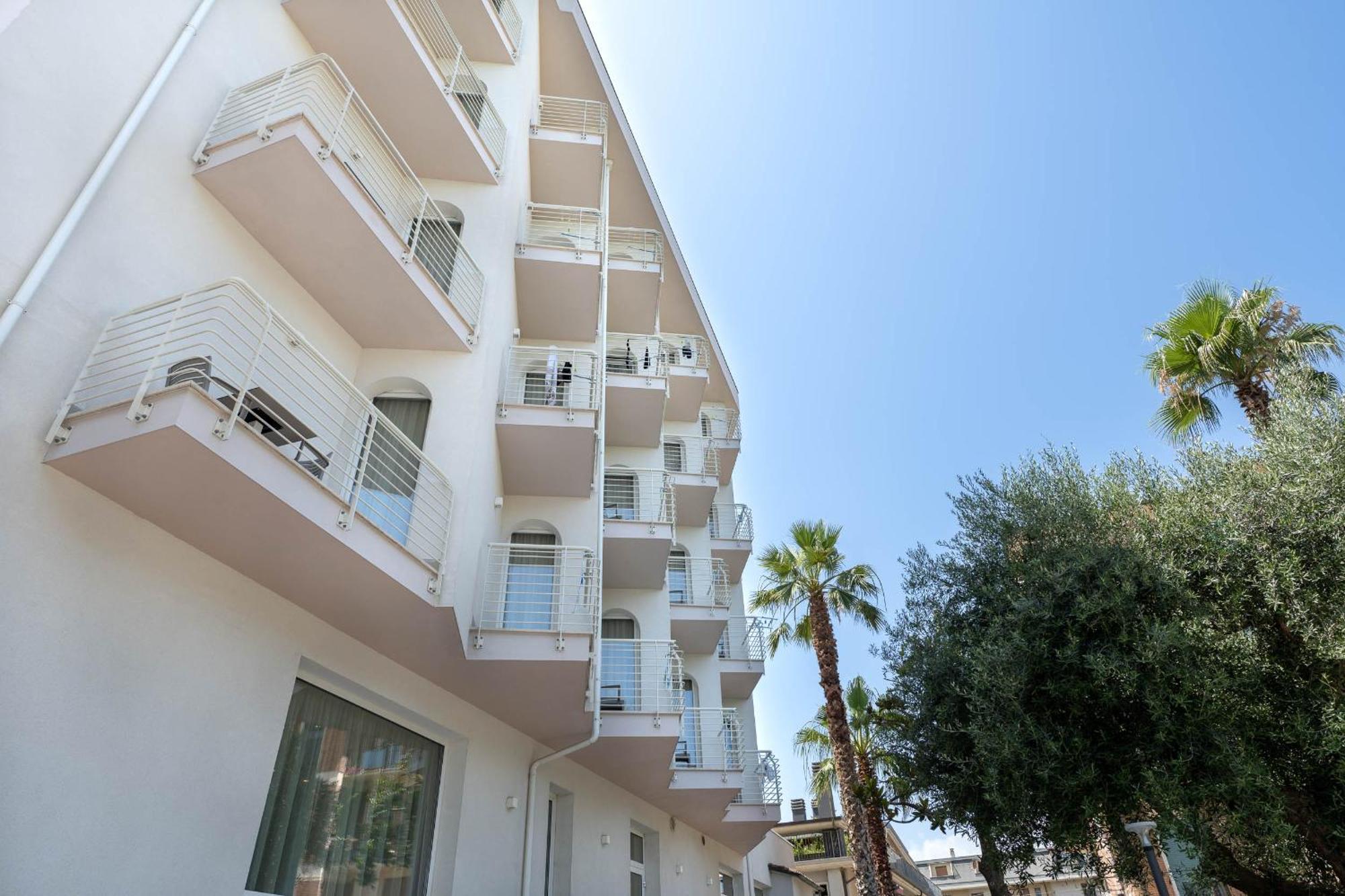 גרוטמארה Hotel Velia מראה חיצוני תמונה