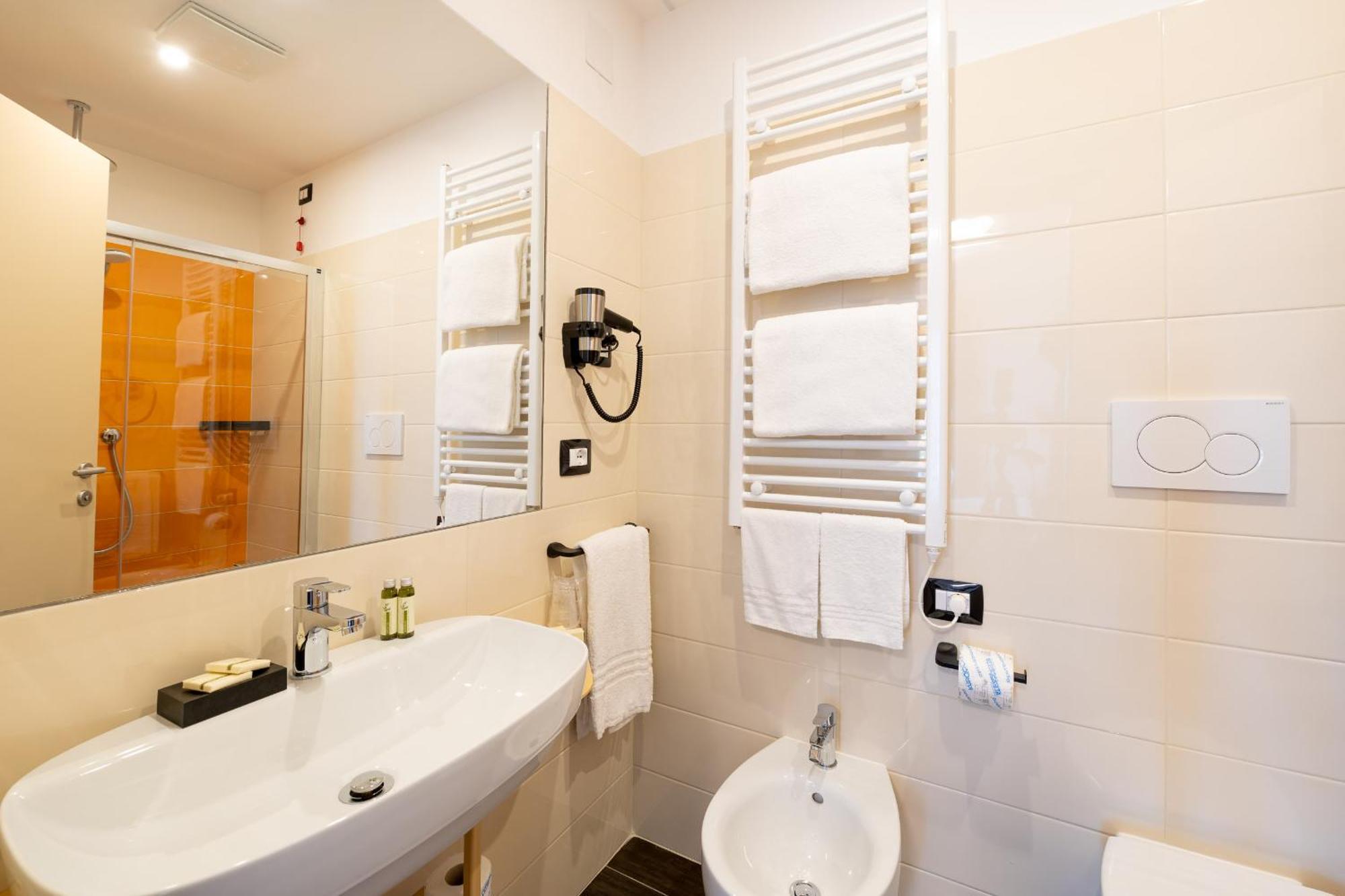 גרוטמארה Hotel Velia מראה חיצוני תמונה